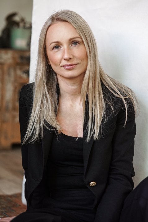 Iva H.