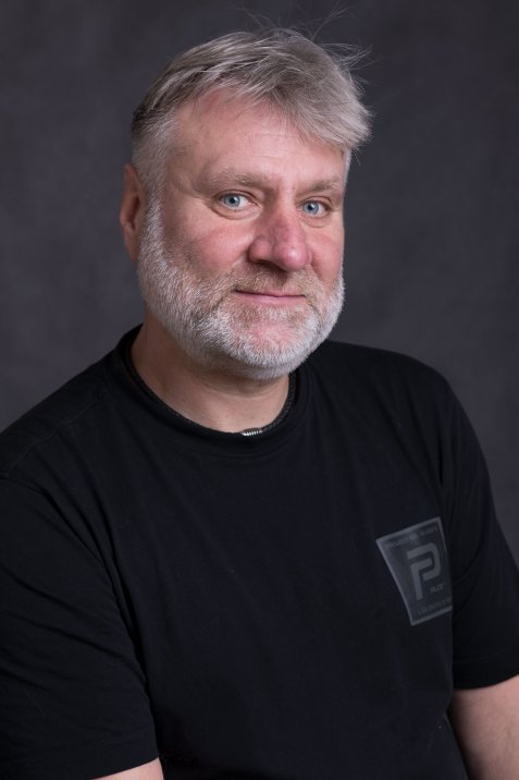 Ivo D.